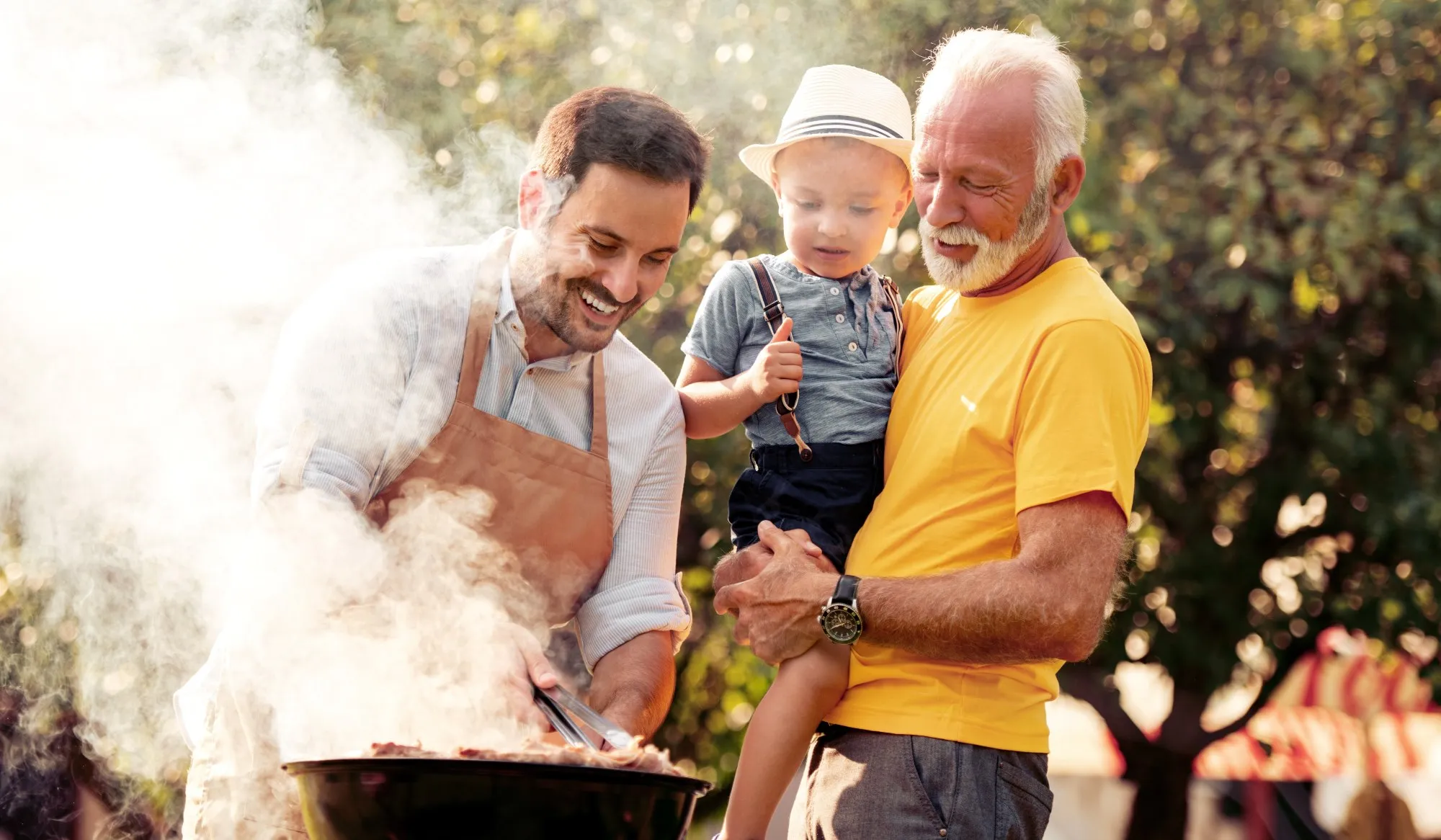 Family makes barbecue together